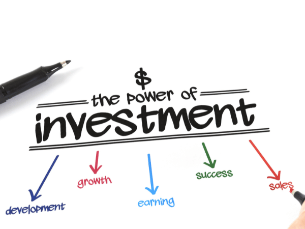 Executive recruitment with investment program