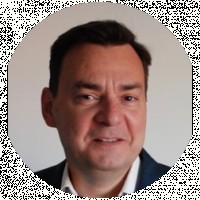 Vetted COO/Managing Director executive based in France