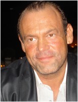 Vetted CEO executive based in Switzerland