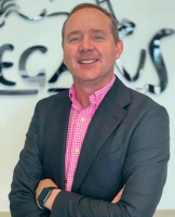 Vetted CEO executive based in UK