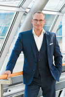Vetted COO/Managing Director executive based in Germany
