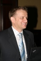 Vetted Sales & Marketing Director executive based in UK
