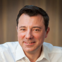 Vetted CEO executive based in France