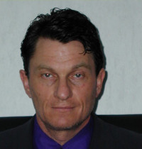 Vetted CEO executive based in France