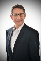 Vetted CEO executive based in France