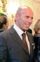 Vetted Sales & Marketing Director executive based in France