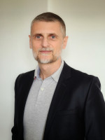 Vetted COO/Managing Director executive based in France