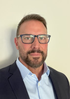 Vetted COO/Managing Director executive based in UK