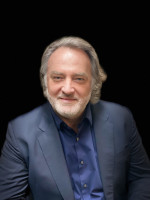 Vetted COO/Managing Director executive based in France