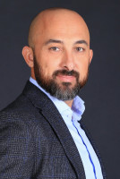 Vetted COO/Managing Director executive based in France