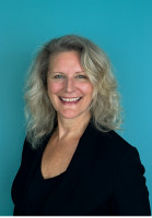 Vetted CEO executive based in France
