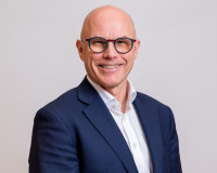 Vetted Business Unit Director executive based in UK