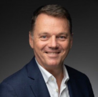 Vetted Sales & Marketing Director executive based in Switzerland