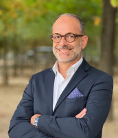 Vetted CEO executive based in France