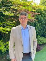 Vetted COO/Managing Director executive based in UK