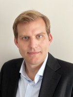 Vetted CEO executive based in France