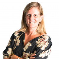 Vetted Human Resources Director executive based in France