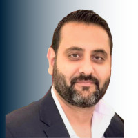 Vetted COO/Managing Director executive based in UK
