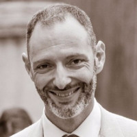 Vetted Other executive based in France