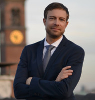 Vetted COO/Managing Director executive based in Germany