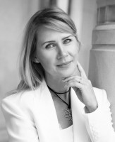 Vetted Executive Consultant executive based in France